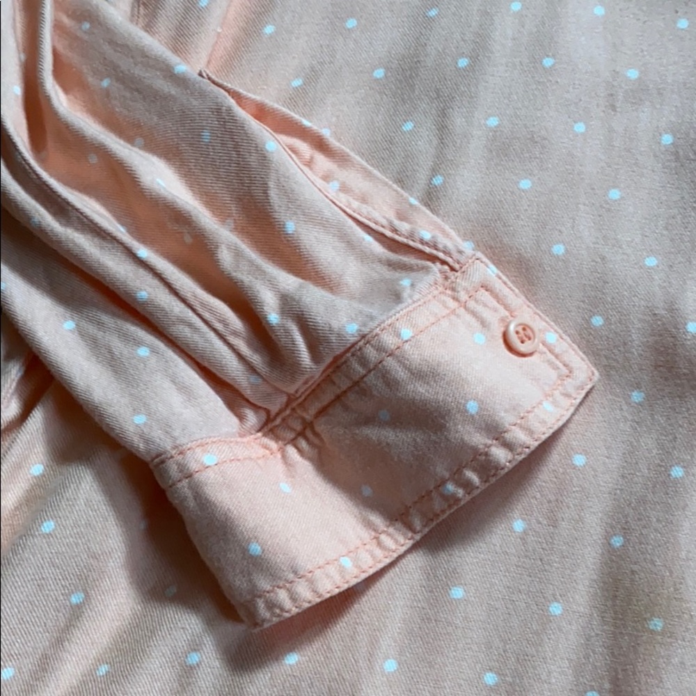 Salmon Colored Polka Dot Button Up Size Medium - image 4